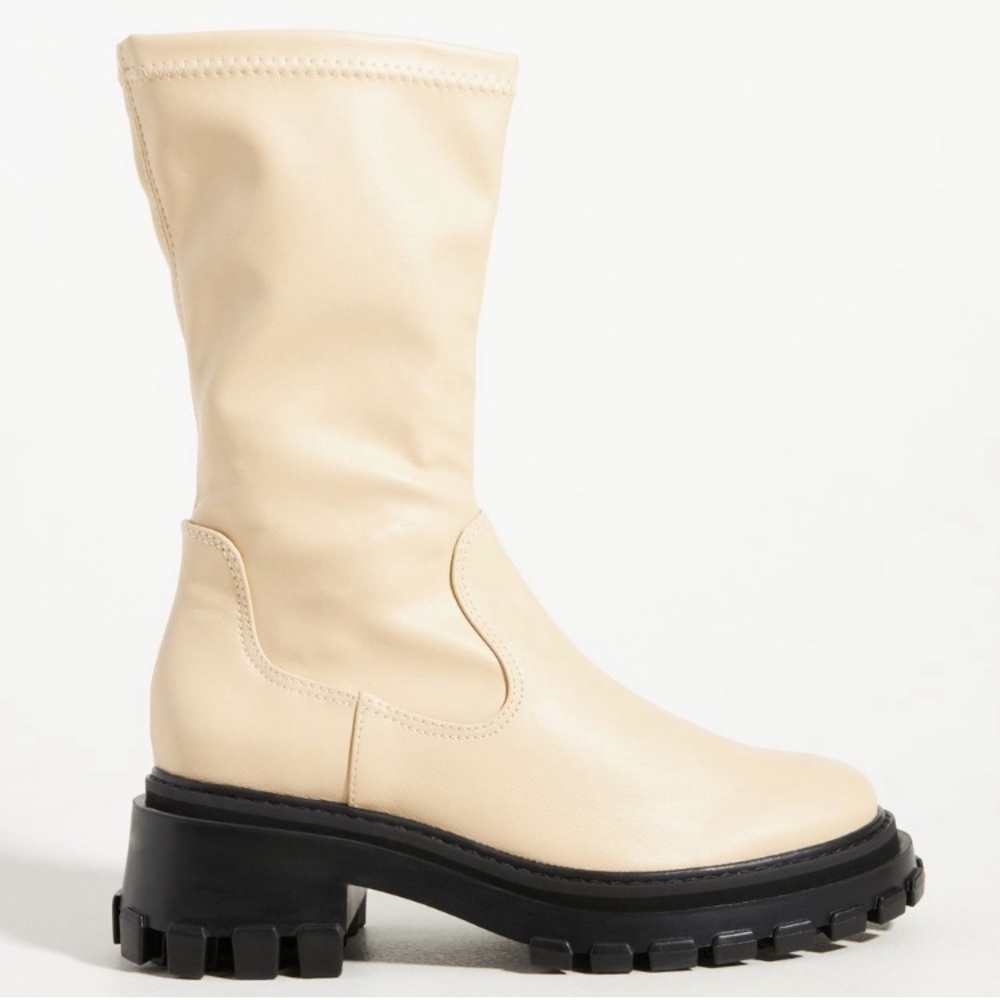 Schutz Kendy Lug Sole Boots NWT
